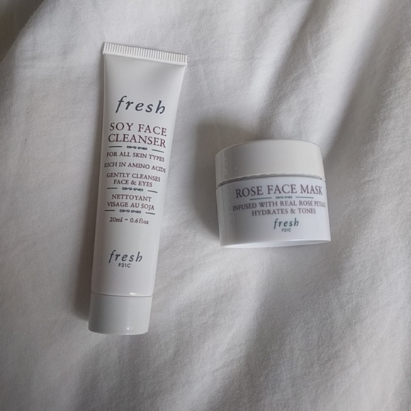 Fresh Soy Face Cleanser and Rose Face Mask - Picture 3 of 3